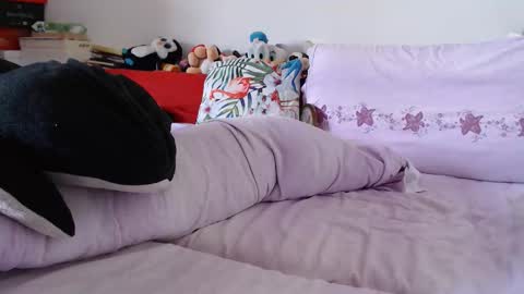 lovelywoman23 online show from March 6, 7:40 am