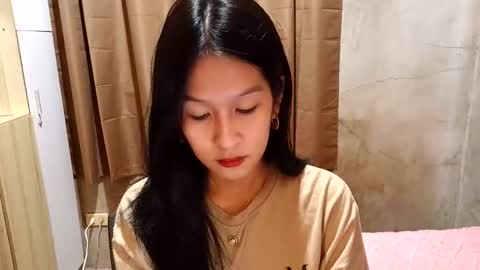 loveme_fiona online show from December 15, 7:15 am