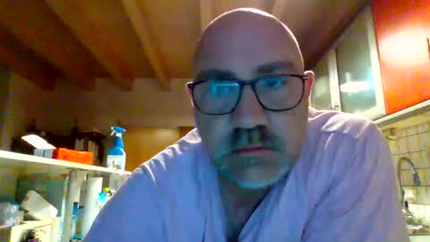 lover010983 online show from September 16, 5:10 am