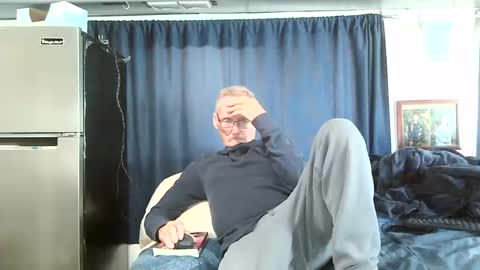 just here to have fun and cum online show from October 13, 1:57 pm