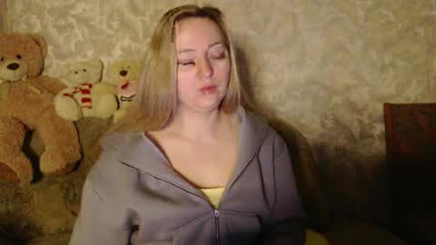 LovesRebecca online show from March 3, 2:47 am