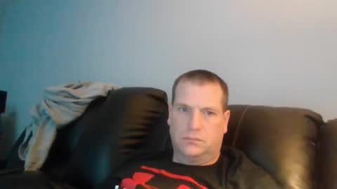 Snapshot of lovetocum37 chatting on February 22, 4:09 pm lovetocum37 online show from February 22, 4:09 pm