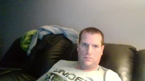 Snapshot of lovetocum37 chatting on February 9, 12:06 am lovetocum37 online show from February 9, 12:06 am