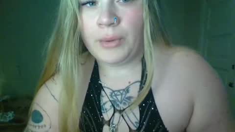 lovetubes101 online show from October 19, 4:50 am