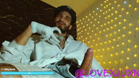 lovexjuxn77 online show from April 15, 10:10 pm