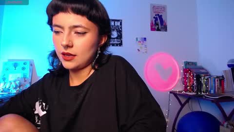 loving_alma online show from September 25, 2:07 am