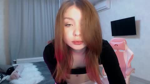 Loly online show from March 15, 8:45 pm