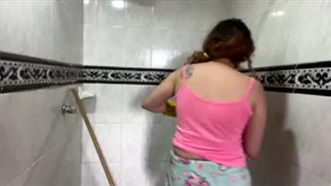 luana_winner online show from December 2, 9:02 pm