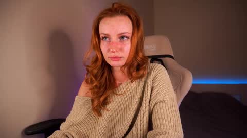 Snapshot of lubafox chatting on February 21, 11:32 pm Luba online show from February 21, 11:32 pm