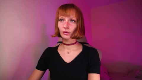 Snapshot of lubafox chatting on October 12, 7:05 pm Luba online show from October 12, 7:05 pm