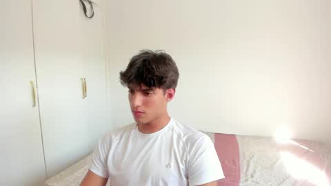 lucacosta19 online show from May 26, 8:15 pm
