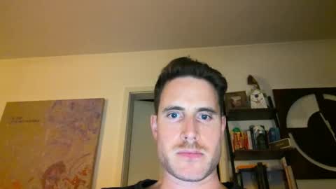 Snapshot of lucas30123 chatting on September 25, 7:21 pm lucas30123 online show from September 25, 7:21 pm
