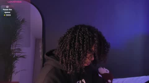   online show from October 2, 1:32 pm