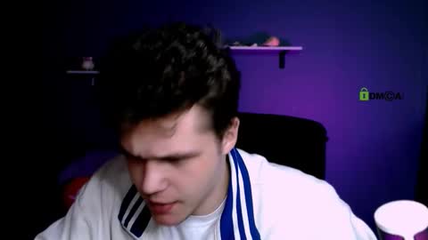 lucas_long_ online show from November 14, 8:22 pm