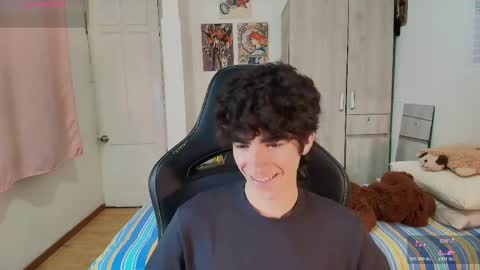 lucas_xo online show from May 30, 3:27 am