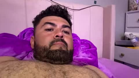 lucasmagana85 online show from May 11, 5:25 am