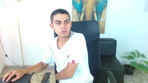 Lucas online show from March 31, 8:42 pm