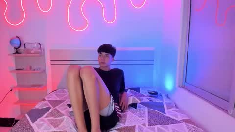 Luccas Ferreira online show from October 24, 9:48 pm