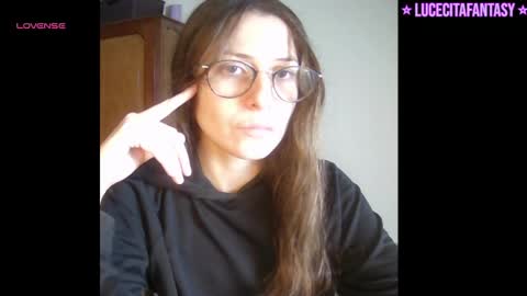 lucecitafantasy online show from April 20, 11:19 pm