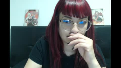 Lulu DCarton online show from April 4, 4:08 am