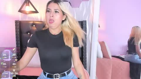 Lucia online show from April 22, 7:10 pm