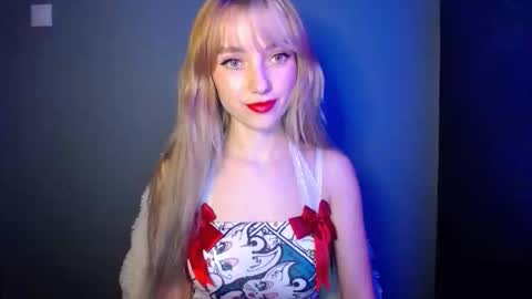 Lucy online show from November 13, 8:00 pm