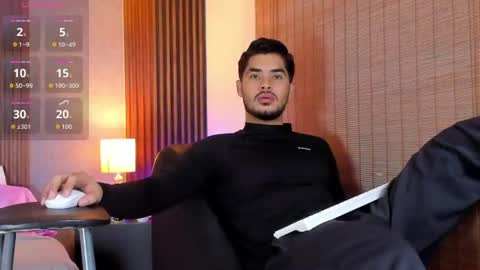 Luciano online show from July 11, 1:03 pm