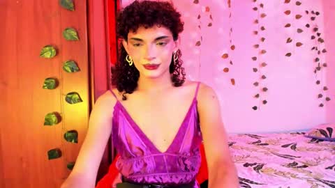 Lucy or Lucian 3 Come to my social Links3   online show from September 26, 7:27 am