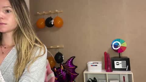 Lucie hot follow me on  online show from October 17, 6:45 pm