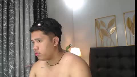 Luciferhotcum online show from February 12, 12:12 pm