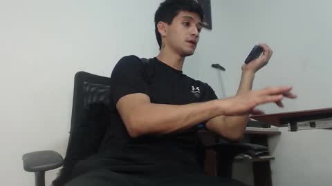 leonel online show from February 20, 2:18 am