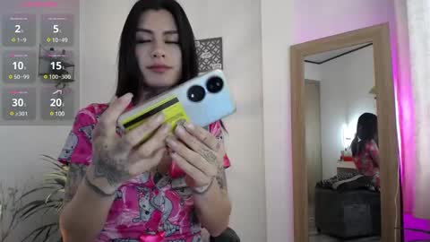 luciiana online show from February 19, 8:20 pm