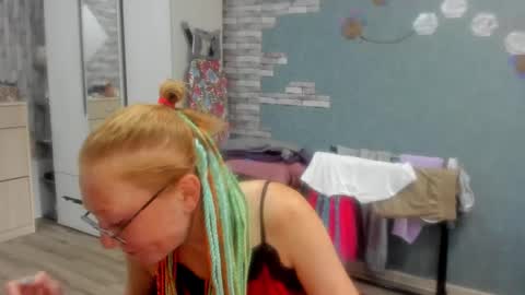 Snapshot of lucky_licky20 chatting on October 21, 2:49 am lucky_licky20 online show from October 21, 2:49 am