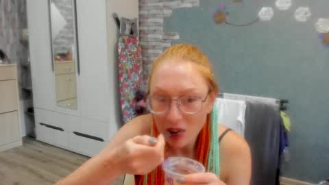Snapshot of lucky_licky20 chatting on October 20, 2:49 am lucky_licky20 online show from October 20, 2:49 am