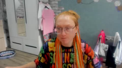 Snapshot of lucky_licky20 chatting on October 1, 4:00 am lucky_licky20 online show from October 1, 4:00 am