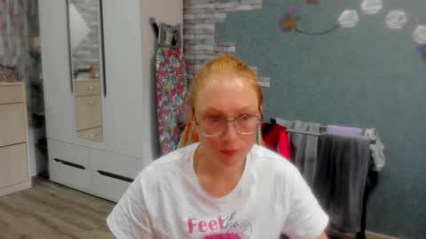 Snapshot of lucky_licky20 chatting on October 22, 2:59 am lucky_licky20 online show from October 22, 2:59 am