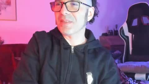 Snapshot of luckydrakex chatting on February 20, 9:53 pm Lucky online show from February 20, 9:53 pm