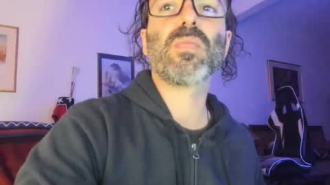 Snapshot of luckydrakex chatting on October 3, 7:11 pm Lucky online show from October 3, 7:11 pm