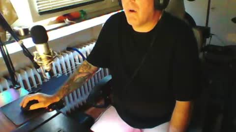        call me  Stefan online show from July 11, 6:55 pm
