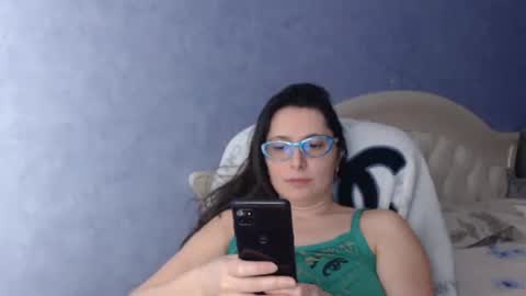 luckylinda23 online show from March 6, 4:49 pm