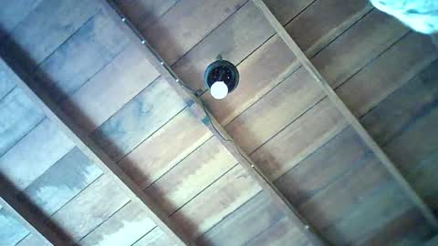 Snapshot of luckyluckylukas chatting on October 24, 9:43 am LuckyLukas online show from October 24, 9:43 am