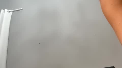 Lucy online show from March 12, 10:57 pm