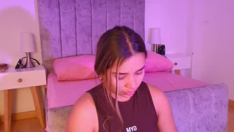 lucy online show from April 6, 3:15 am