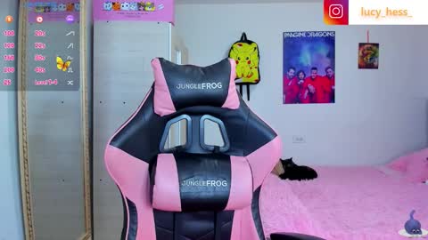 Lucy online show from January 8, 7:42 pm