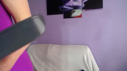  SleepyAbuela online show from March 9, 1:49 pm