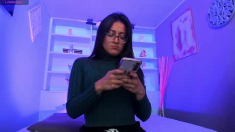 Snapshot of lucy_williiams chatting on February 8, 1:43 am Lucy  online show from February 8, 1:43 am