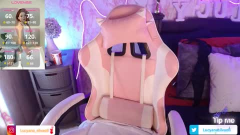 Lucyana Silva online show from November 8, 6:11 pm