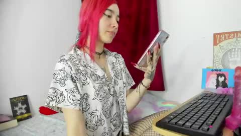 lucyblood online show from May 16, 1:24 am
