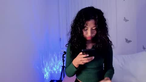 Lucy online show from January 7, 2:16 am