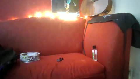 Lucy Loves Lookers online show from January 16, 4:17 am